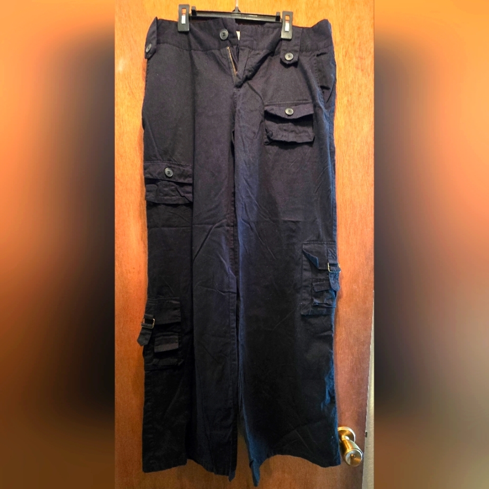 I ♥️ U Black Baggy Cool Lightweight Pocket Detailed Pants Sz11 Jr - Picture 2 of 8